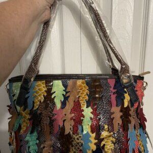 Beautiful Leather Dancing Leaf Handbag